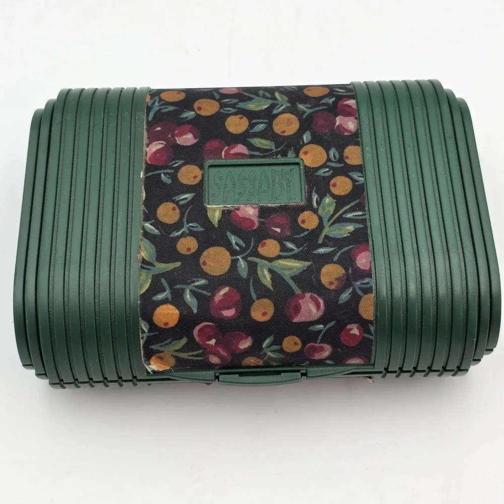 SASSABY Small Hunter‎ Green Cherry Makeup Case Vintage Model 110 90's  T2